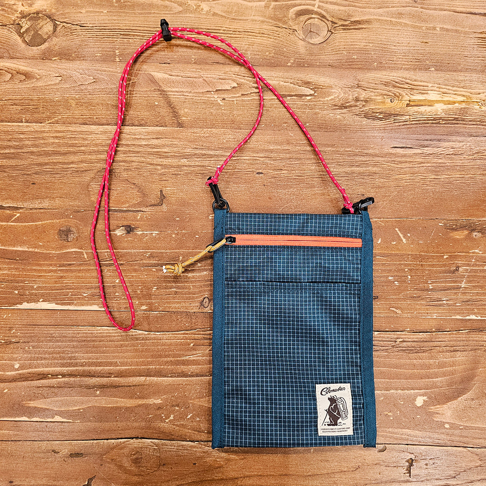 COB_Boxrip_NECKPOUCH