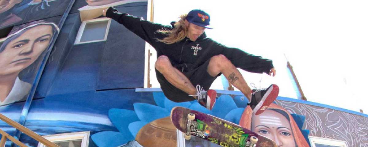 DOG TOWN